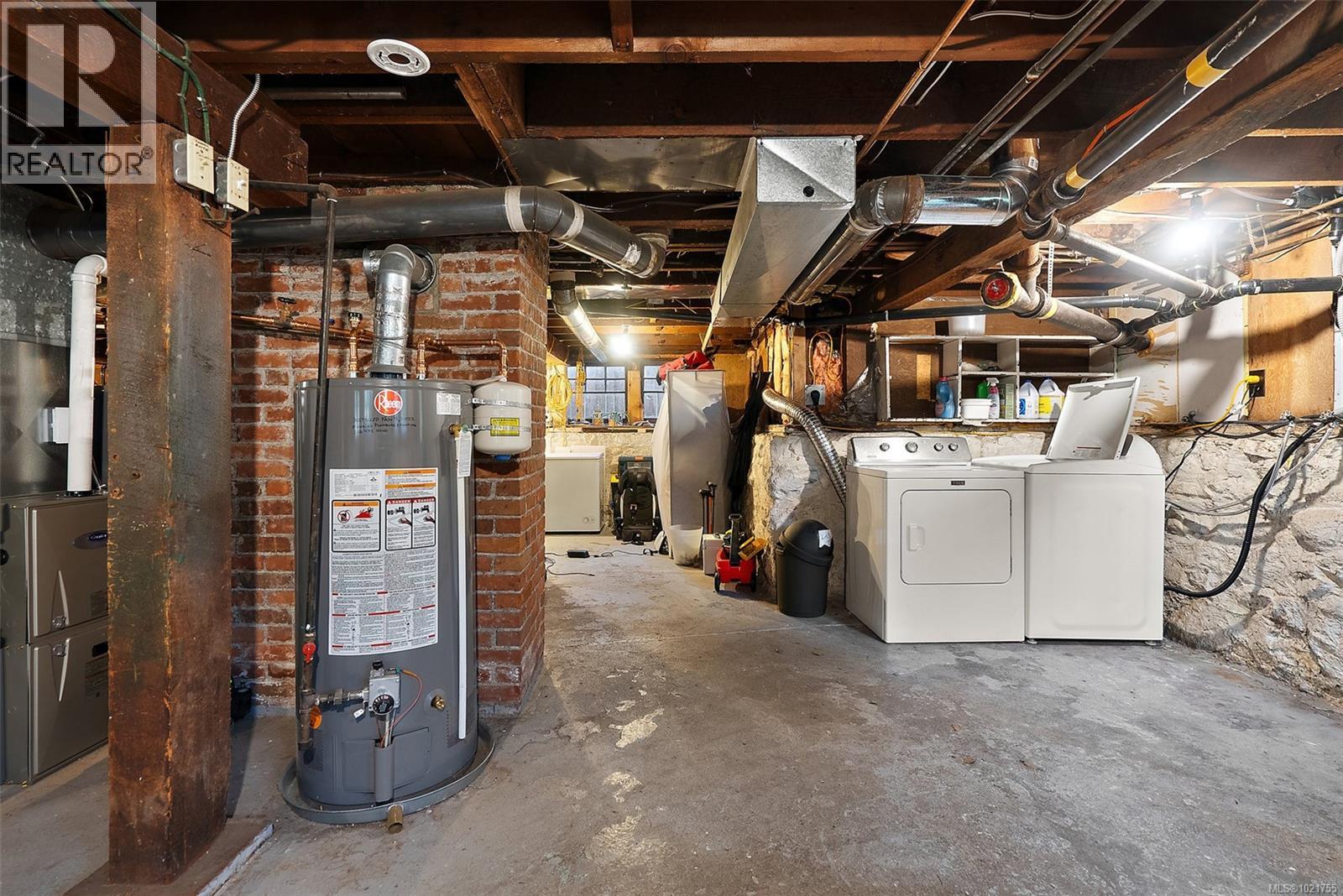 132 Government St S, Victoria, British Columbia  V8V 2K7 - Photo 34 - 1021755