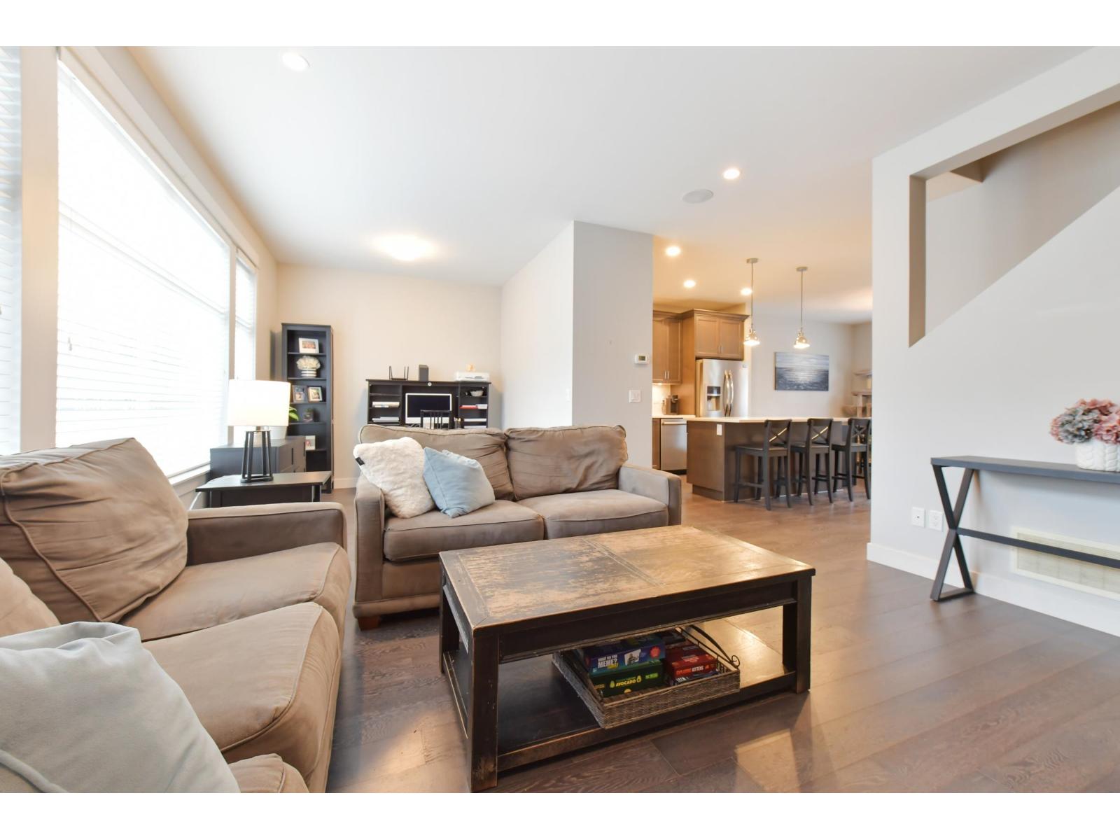 17 3303 Rosemary Heights Crescent, Surrey, British Columbia  V3Z 0K7 - Photo 9 - R3087613