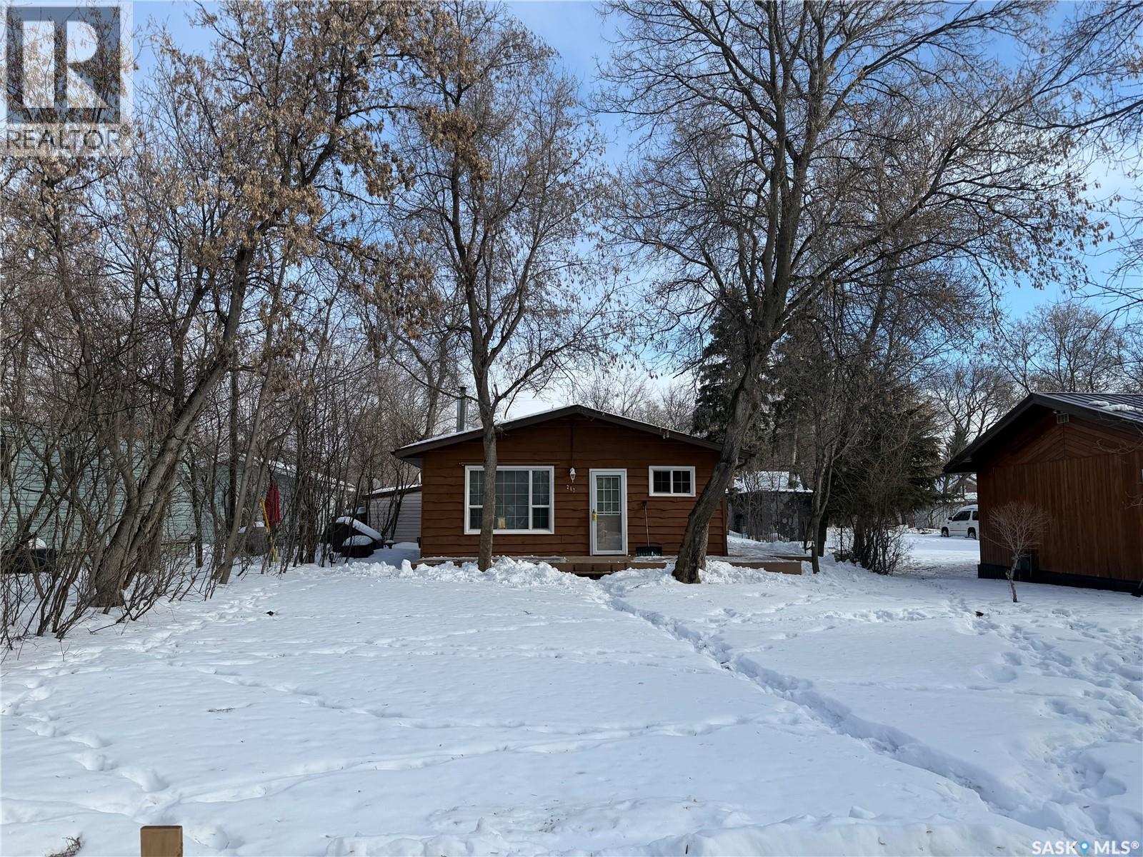 267 Smith STREET, Katepwa Beach, Saskatchewan
