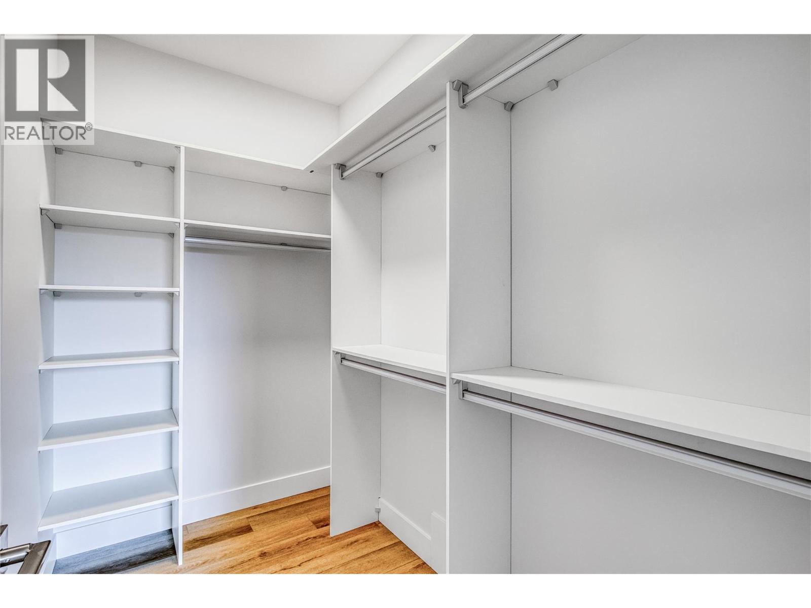 7186 Dunwaters Road, Kelowna, British Columbia  V1Z 3W5 - Photo 28 - 10362558