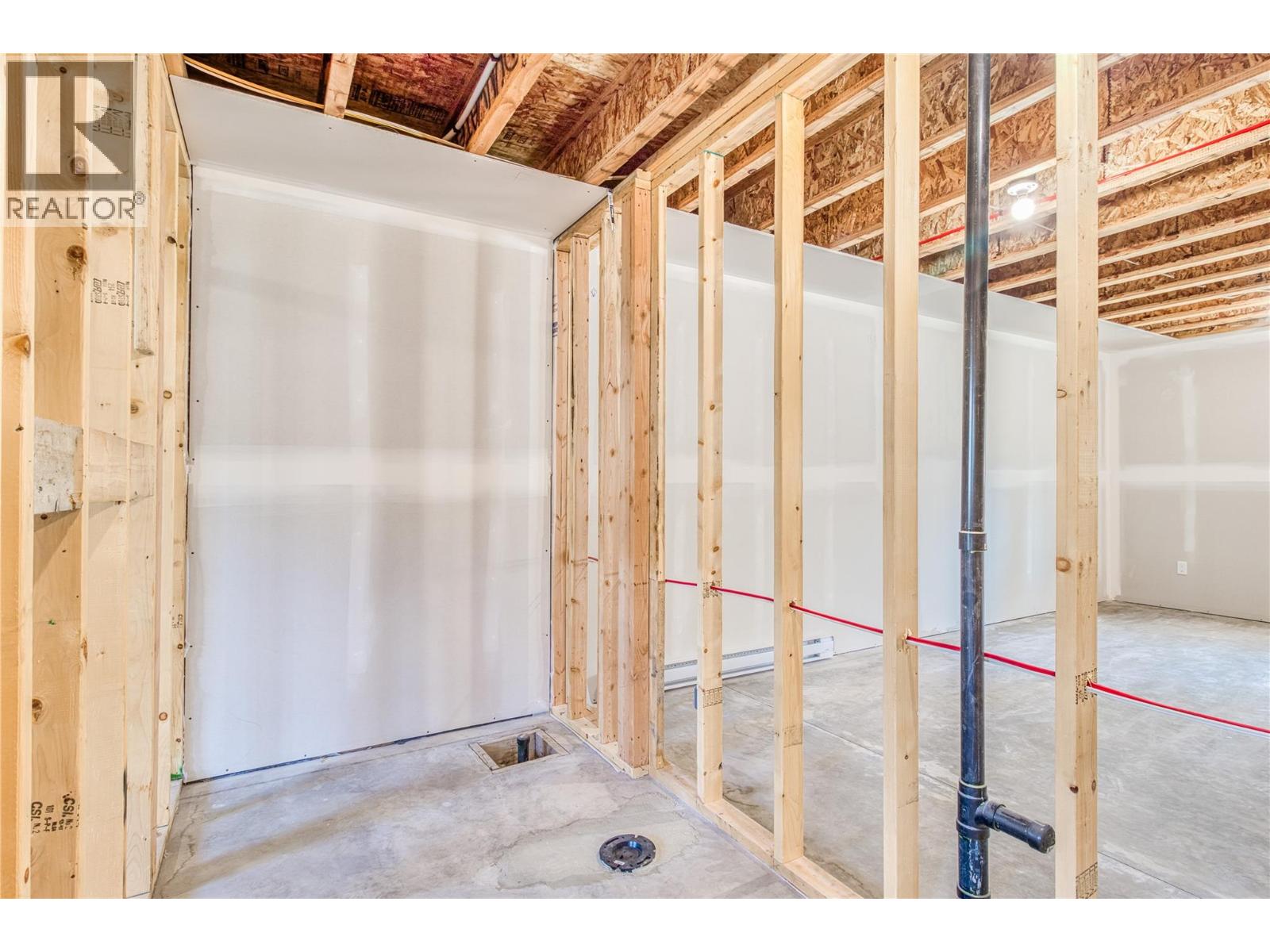 7186 Dunwaters Road, Kelowna, British Columbia  V1Z 3W5 - Photo 65 - 10362558