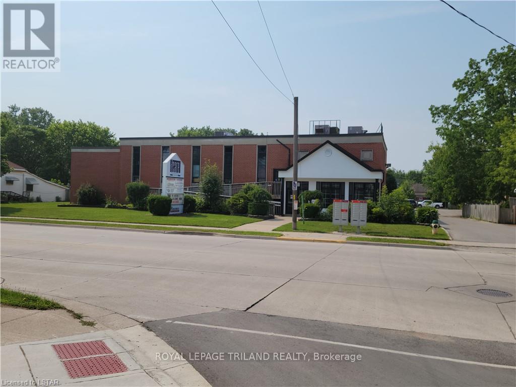 A - 170 Wellington Street W, St. Thomas, Ontario  N5R 2S1 - Photo 2 - X12780748