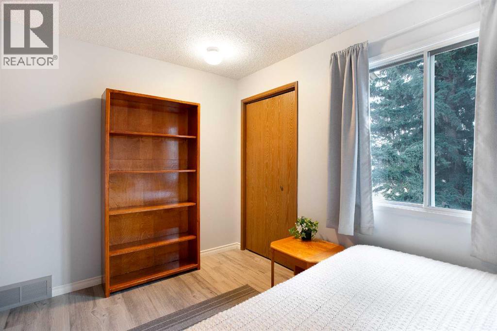 9, 225 Berwick Drive Nw, Calgary, Alberta  T3K 1R8 - Photo 16 - A2281806