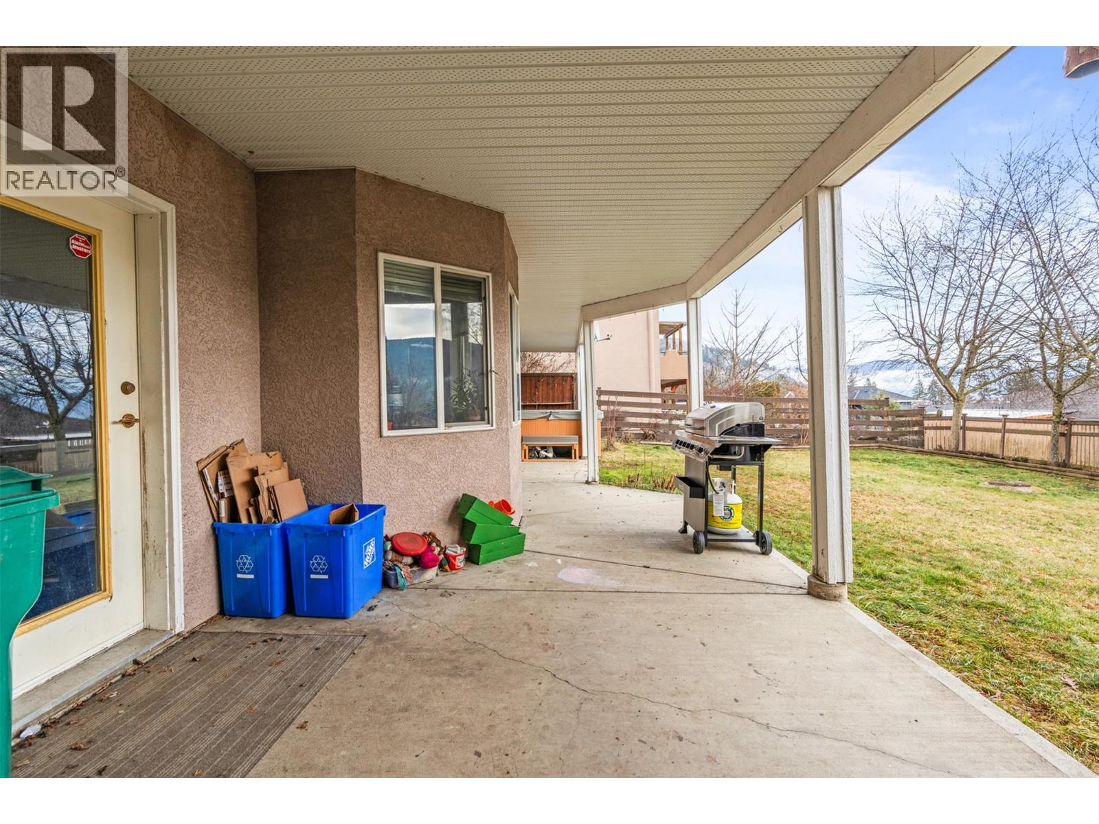 1997 Mountain View Avenue, Lumby, British Columbia  V0E 2G0 - Photo 65 - 10375616