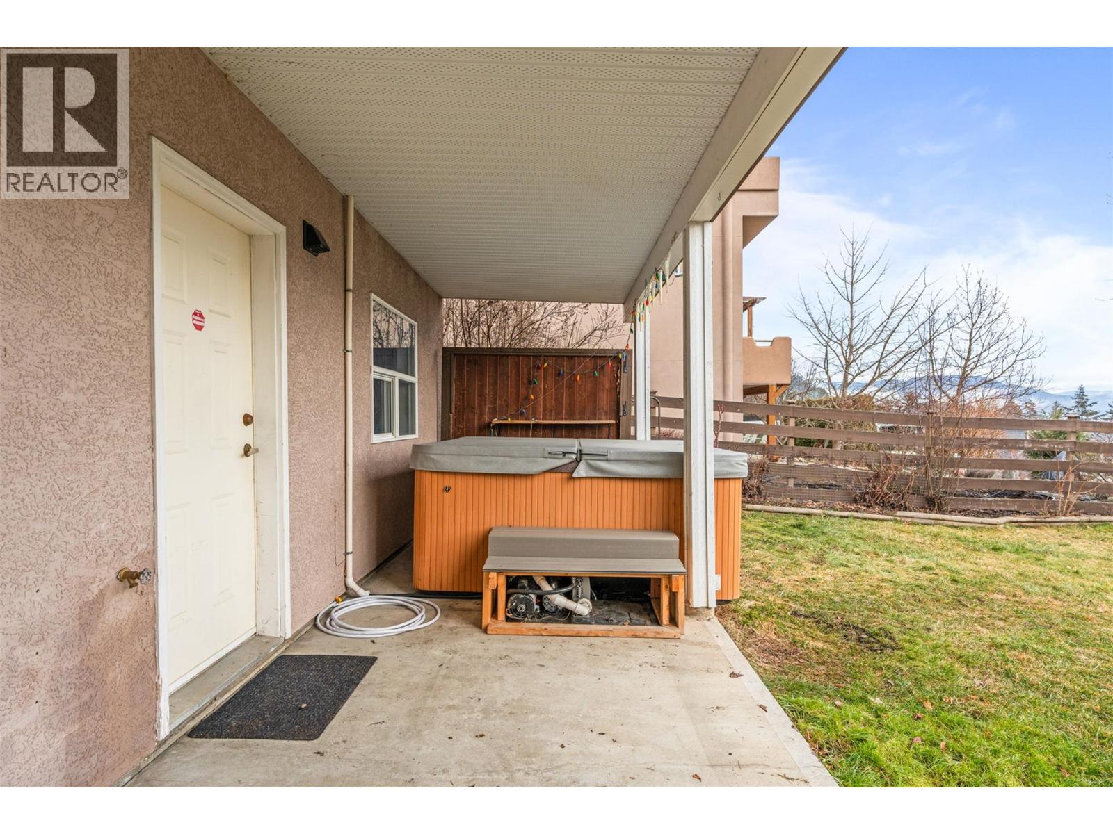 1997 Mountain View Avenue, Lumby, British Columbia  V0E 2G0 - Photo 72 - 10375616