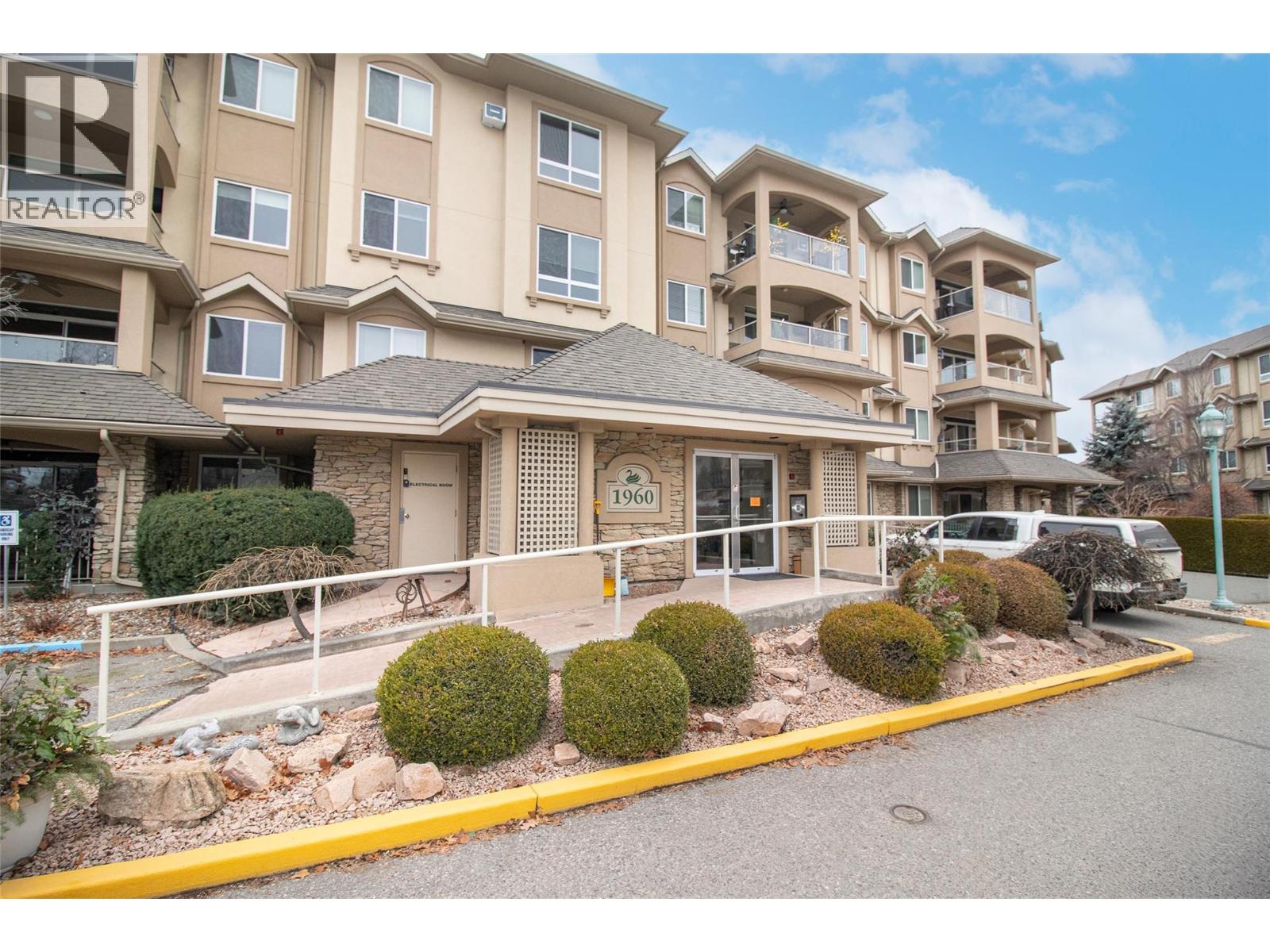 1960 Enterprise Way Unit# 309, Kelowna, British Columbia