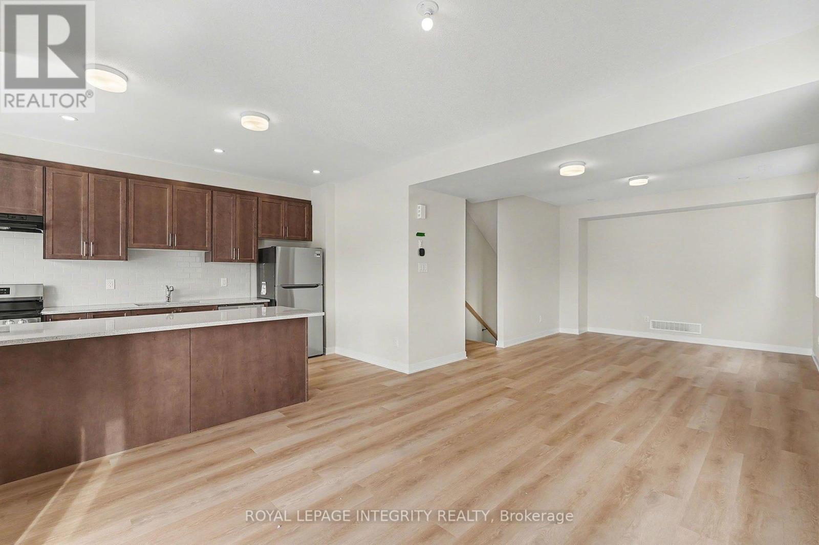 433 Mortar Terrace, Ottawa, Ontario  K2W 0N8 - Photo 6 - X12780778