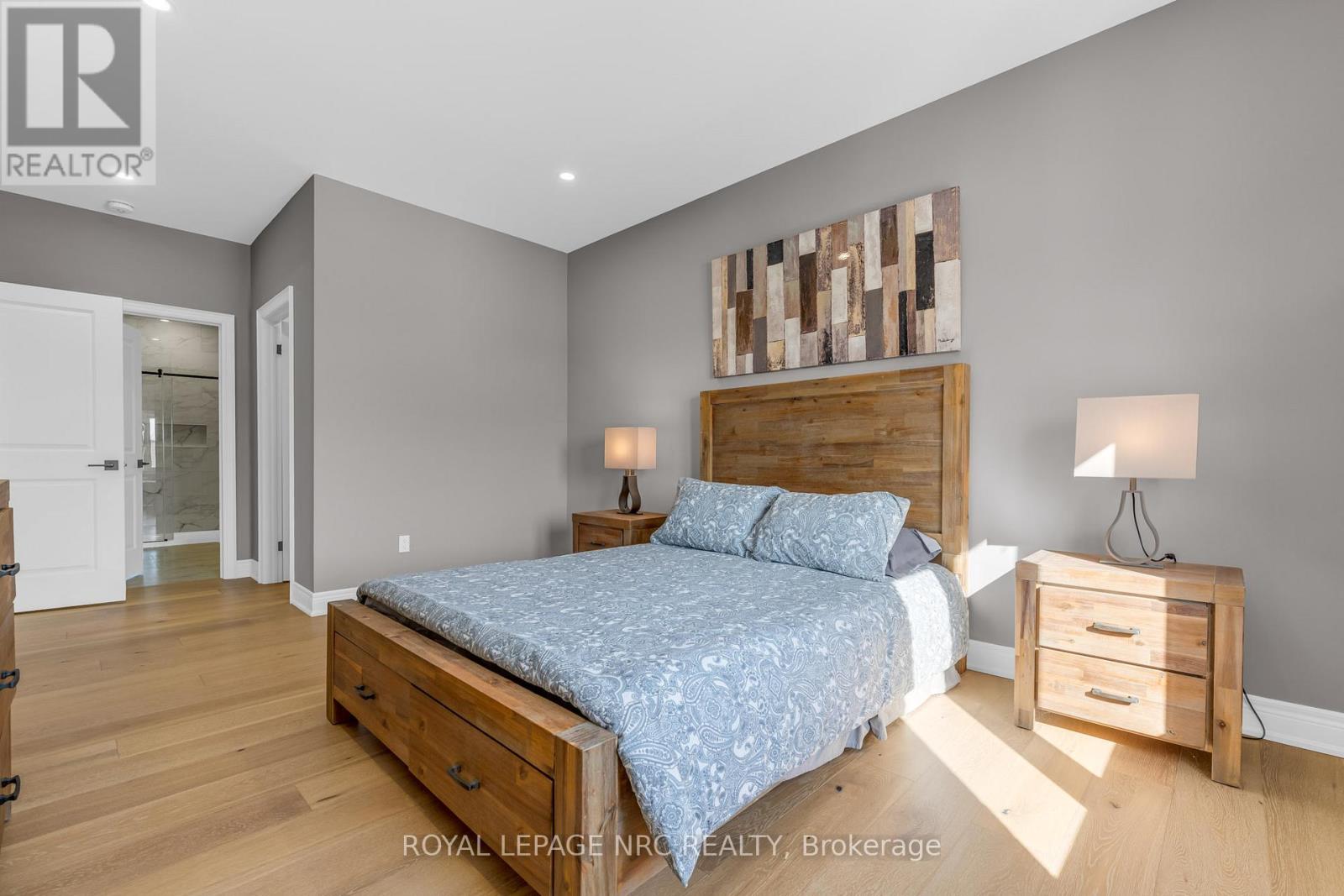 738 Clarence Street, Port Colborne, Ontario  L3K 0A8 - Photo 13 - X12780732