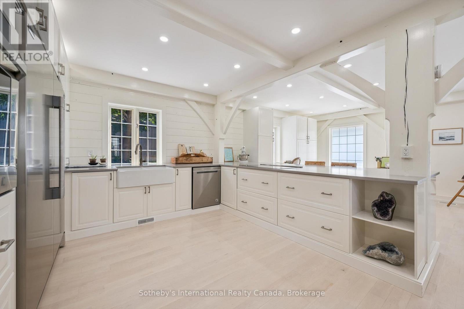 18 East Mill Street, Centre Wellington, Ontario  N0B 1S0 - Photo 10 - X12780884