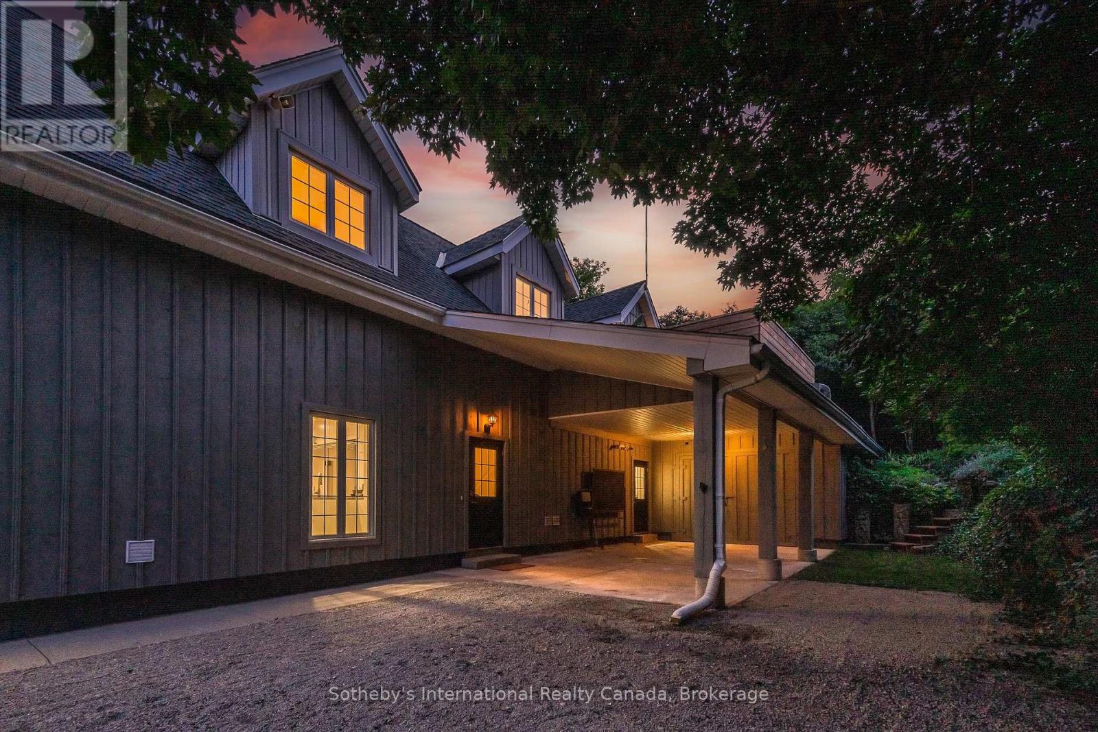 18 East Mill Street, Centre Wellington, Ontario  N0B 1S0 - Photo 5 - X12780884