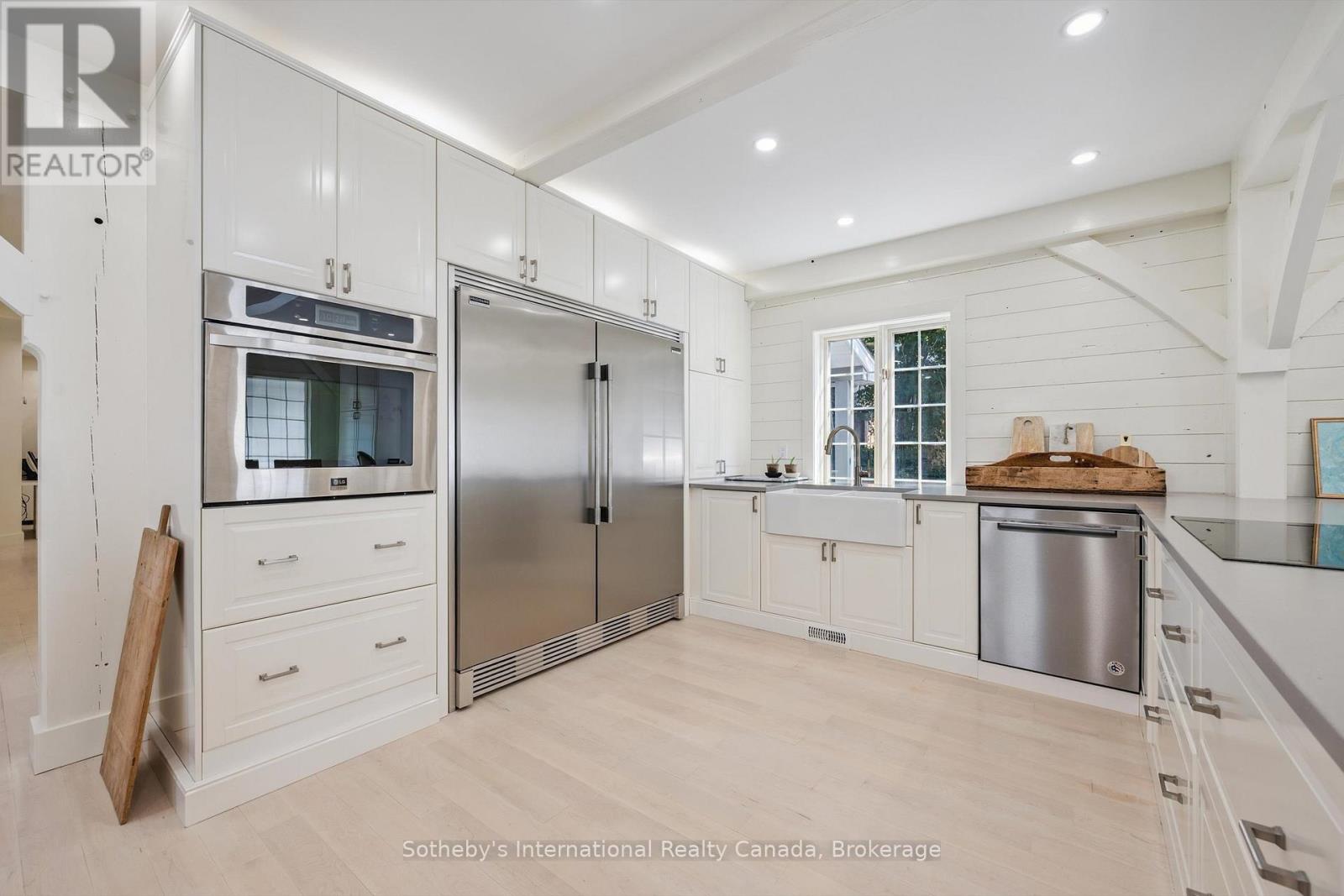 18 East Mill Street, Centre Wellington, Ontario  N0B 1S0 - Photo 9 - X12780884