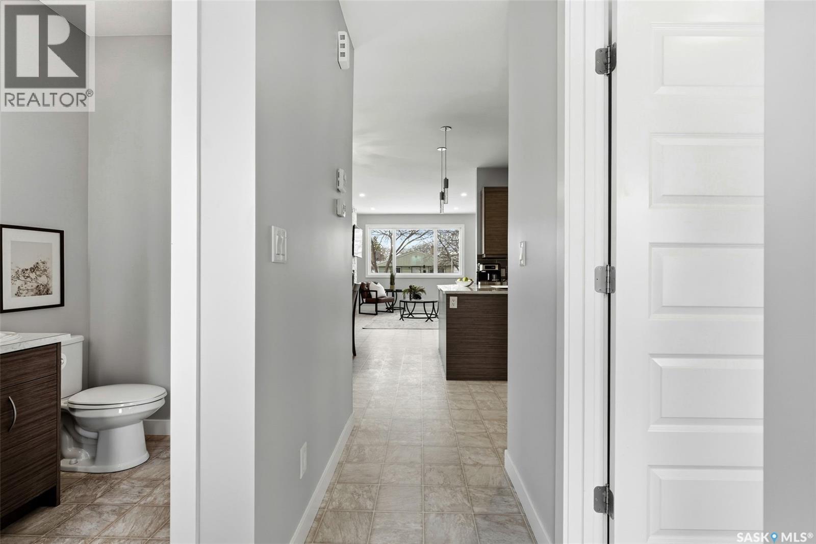 2168 Wascana Street, Regina, Saskatchewan  S4T 4J9 - Photo 5 - SK026707