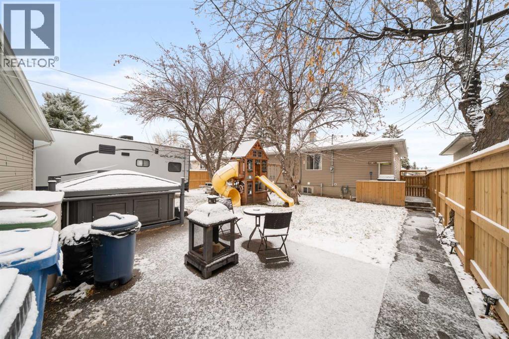 2219 41 Street Se, Calgary, Alberta  T2B 1C8 - Photo 17 - A2268623