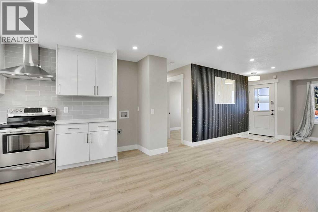 6060 Madigan Drive Ne, Calgary, Alberta t2a 5p8 - Photo 14 - A2280614