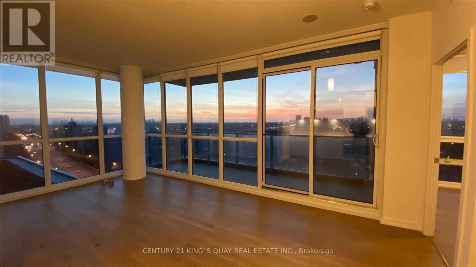 910 - 52 Forest Manor Road, Toronto (Henry Farm), Ontario  M2J 1M6 - Photo 6 - C12780874