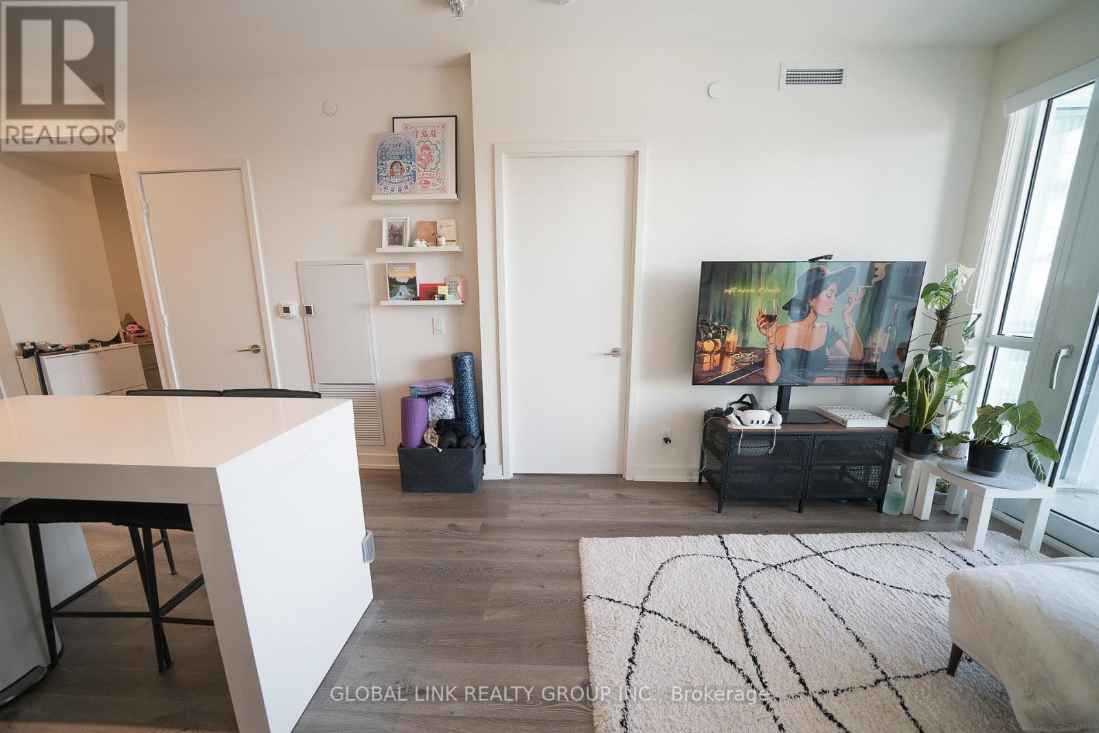 912 - 10 Deerlick Court, Toronto, Ontario  M3A 0A7 - Photo 6 - C12780876