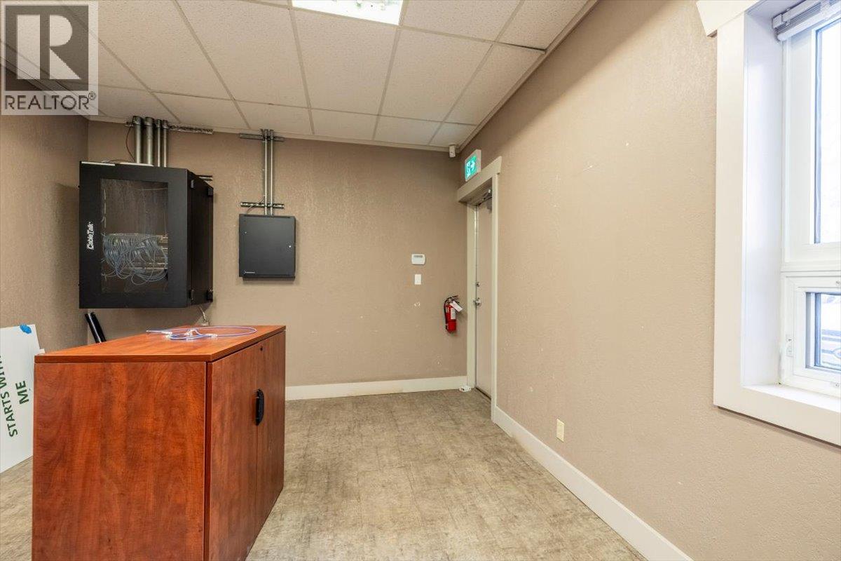 603 Pine Avenue, Sparwood, British Columbia  V0B 2G0 - Photo 16 - 10375618