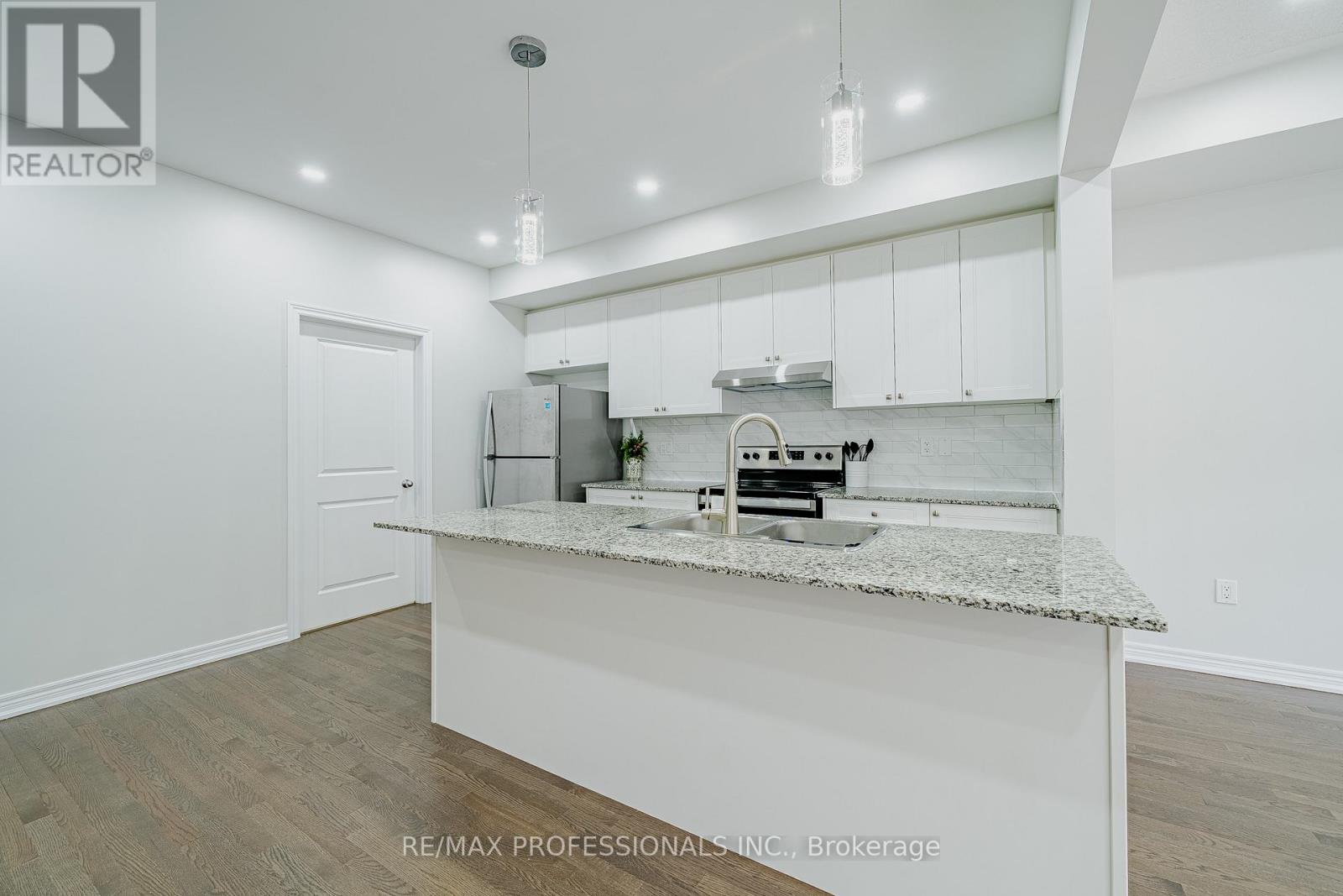 520 Littlewood Lane, Ajax, Ontario L1S 0H1 - Photo 15 - E12780762