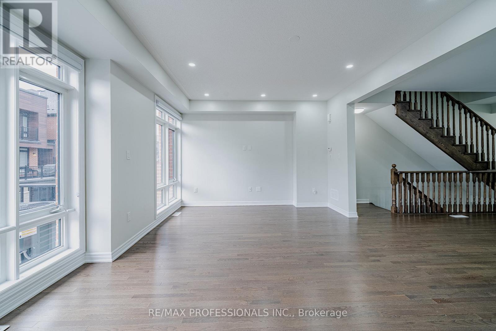 520 Littlewood Lane, Ajax, Ontario L1S 0H1 - Photo 17 - E12780762