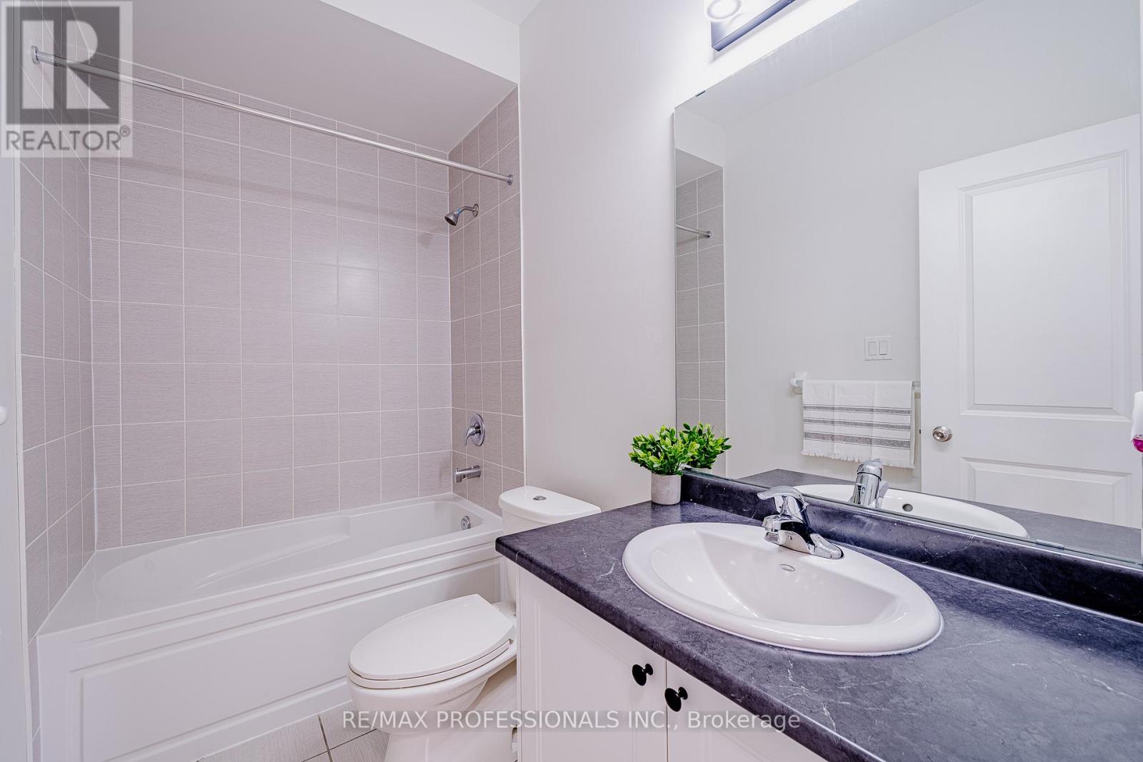 520 Littlewood Lane, Ajax, Ontario L1S 0H1 - Photo 32 - E12780762