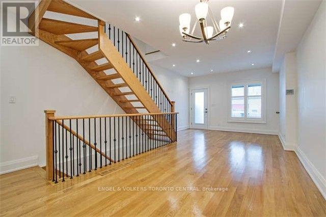 520 Eastern Avenue, Toronto, Ontario  M4M 1C7 - Photo 3 - E12780764