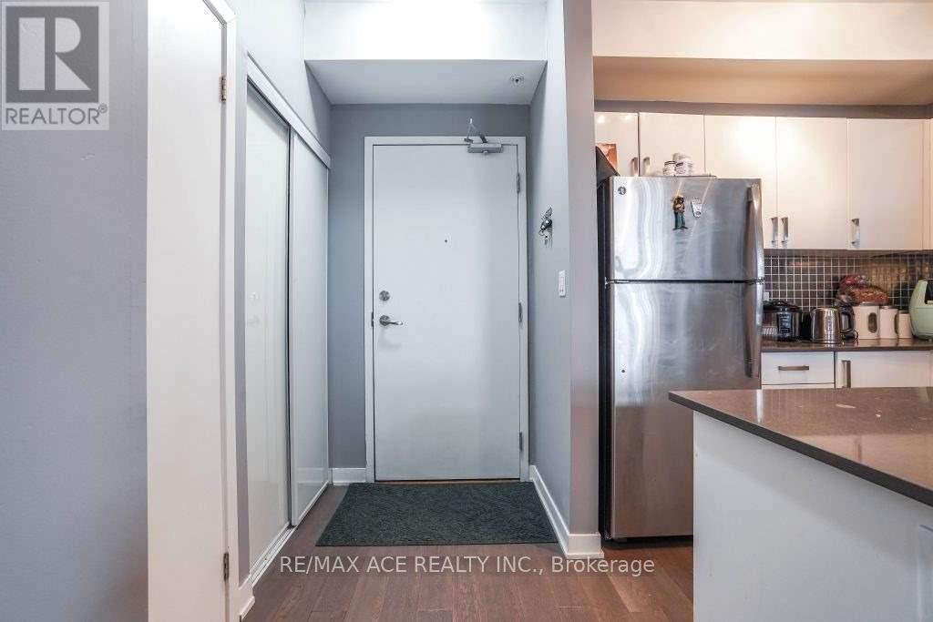 409 - 3560 St Clair Avenue E, Toronto (Kennedy Park), Ontario  M1K 0A9 - Photo 3 - E12780800