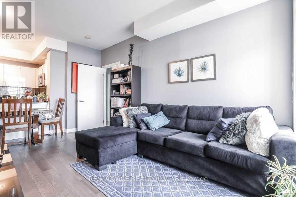 409 - 3560 St Clair Avenue E, Toronto (Kennedy Park), Ontario  M1K 0A9 - Photo 5 - E12780800