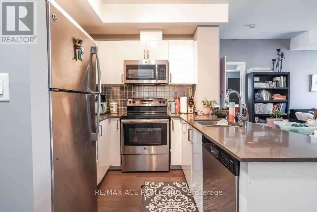 409 - 3560 St Clair Avenue E, Toronto (Kennedy Park), Ontario  M1K 0A9 - Photo 7 - E12780800