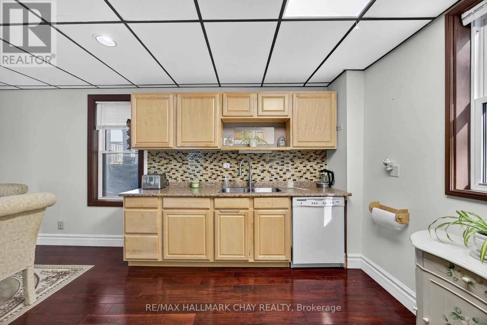 9 Maria Street, Springwater, Ontario  L0L 1P0 - Photo 10 - S12780846