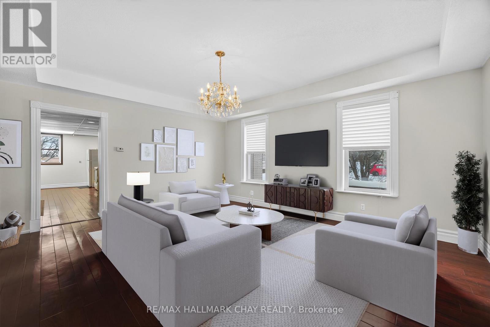 9 Maria Street, Springwater, Ontario  L0L 1P0 - Photo 4 - S12780846