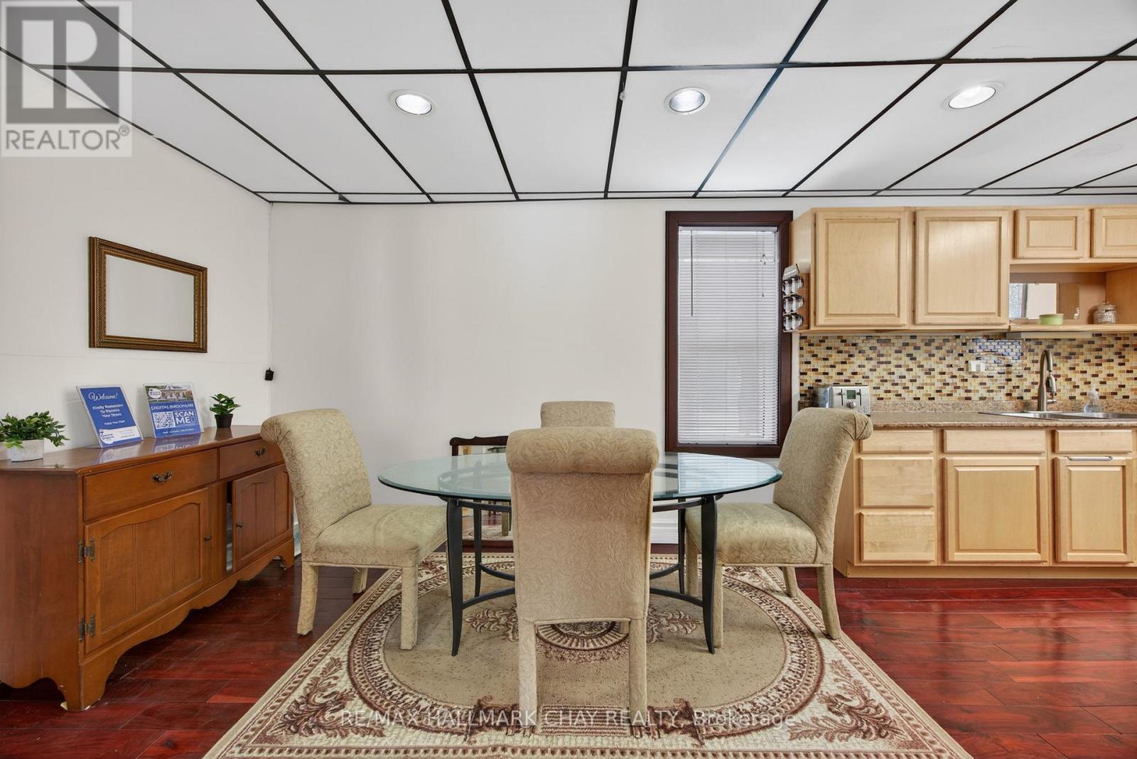 9 Maria Street, Springwater, Ontario  L0L 1P0 - Photo 9 - S12780846