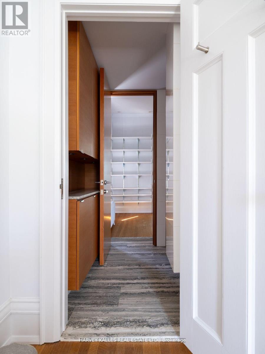 38 Dunvegan Road, Toronto, Ontario  M4V 2P6 - Photo 22 - C12406560