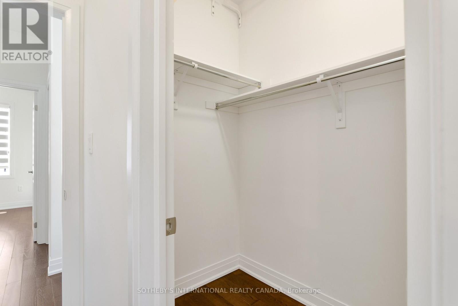 197 Wyndham Street, Mississauga, Ontario  L5M 2S5 - Photo 34 - W12780702