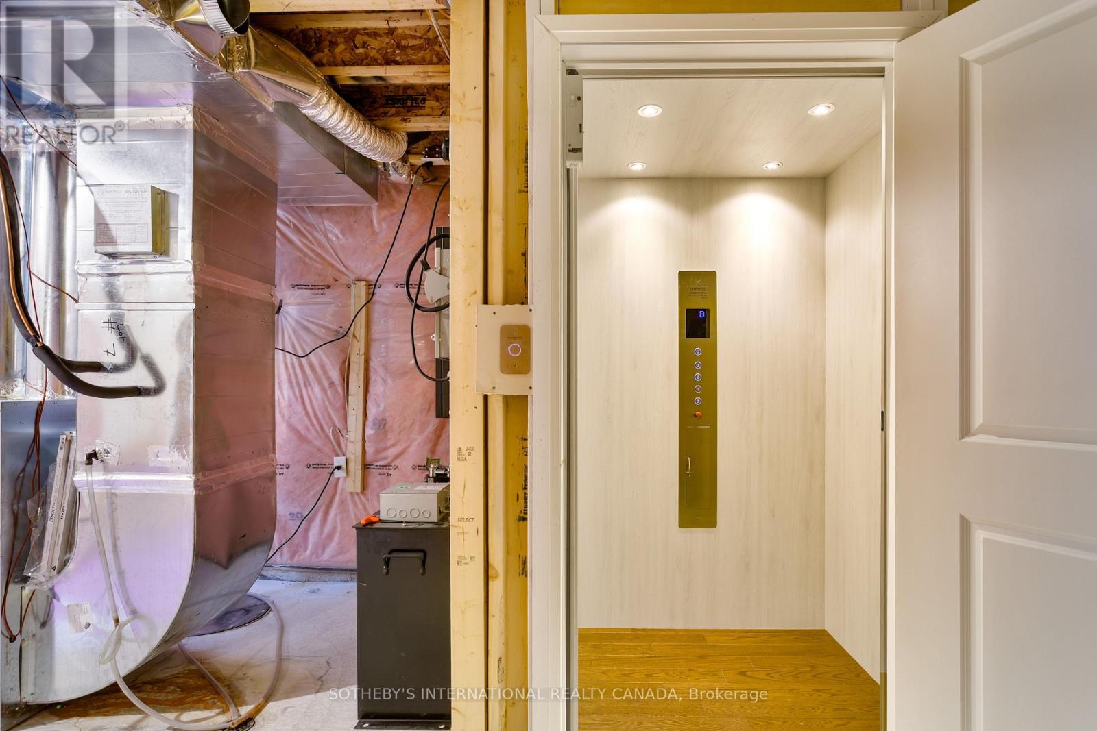 197 Wyndham Street, Mississauga, Ontario  L5M 2S5 - Photo 42 - W12780702