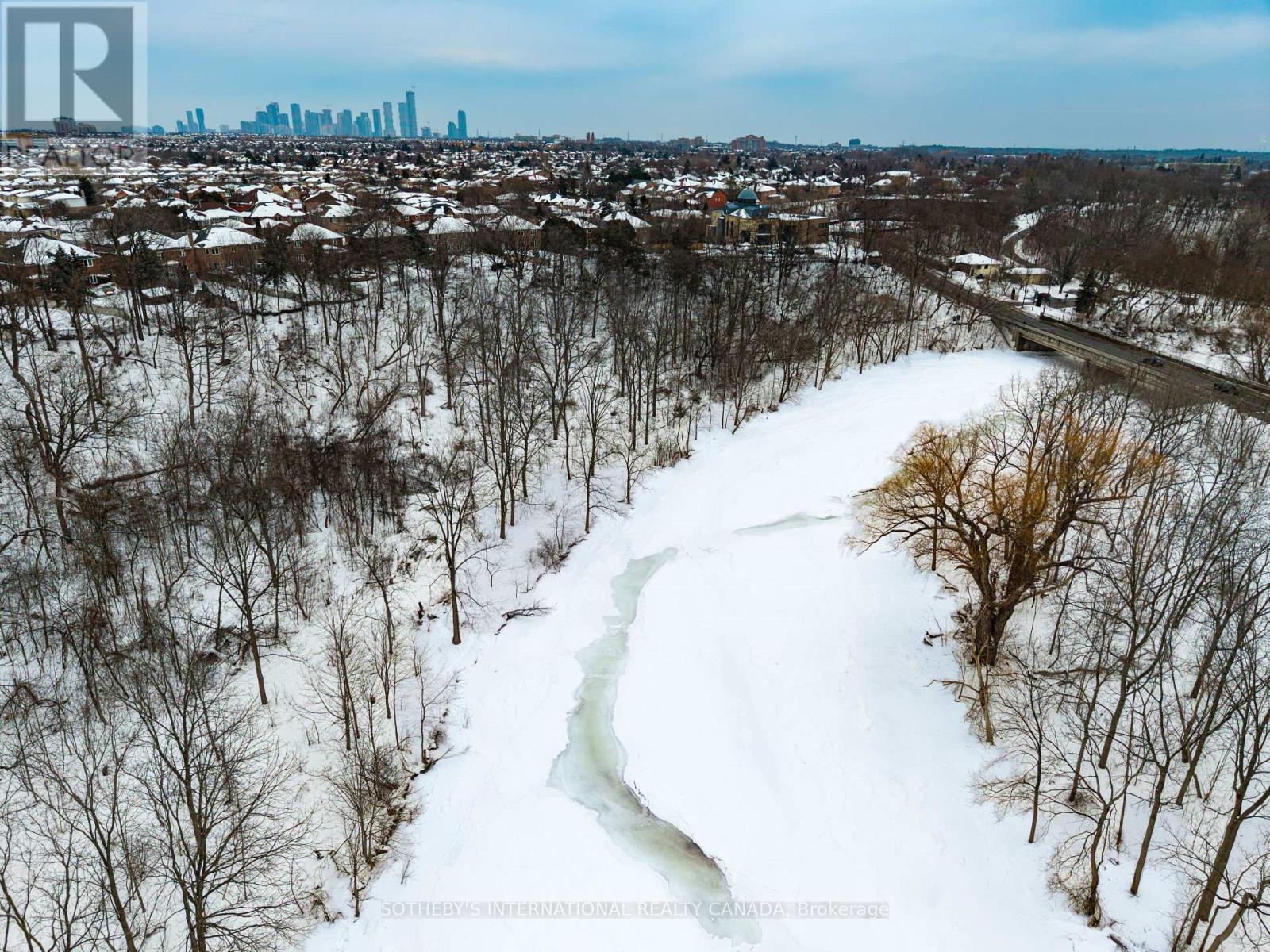 197 Wyndham Street, Mississauga, Ontario  L5M 2S5 - Photo 46 - W12780702