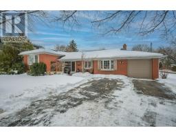 345 SANDLEWOOD ROAD, Oakville, Ontario