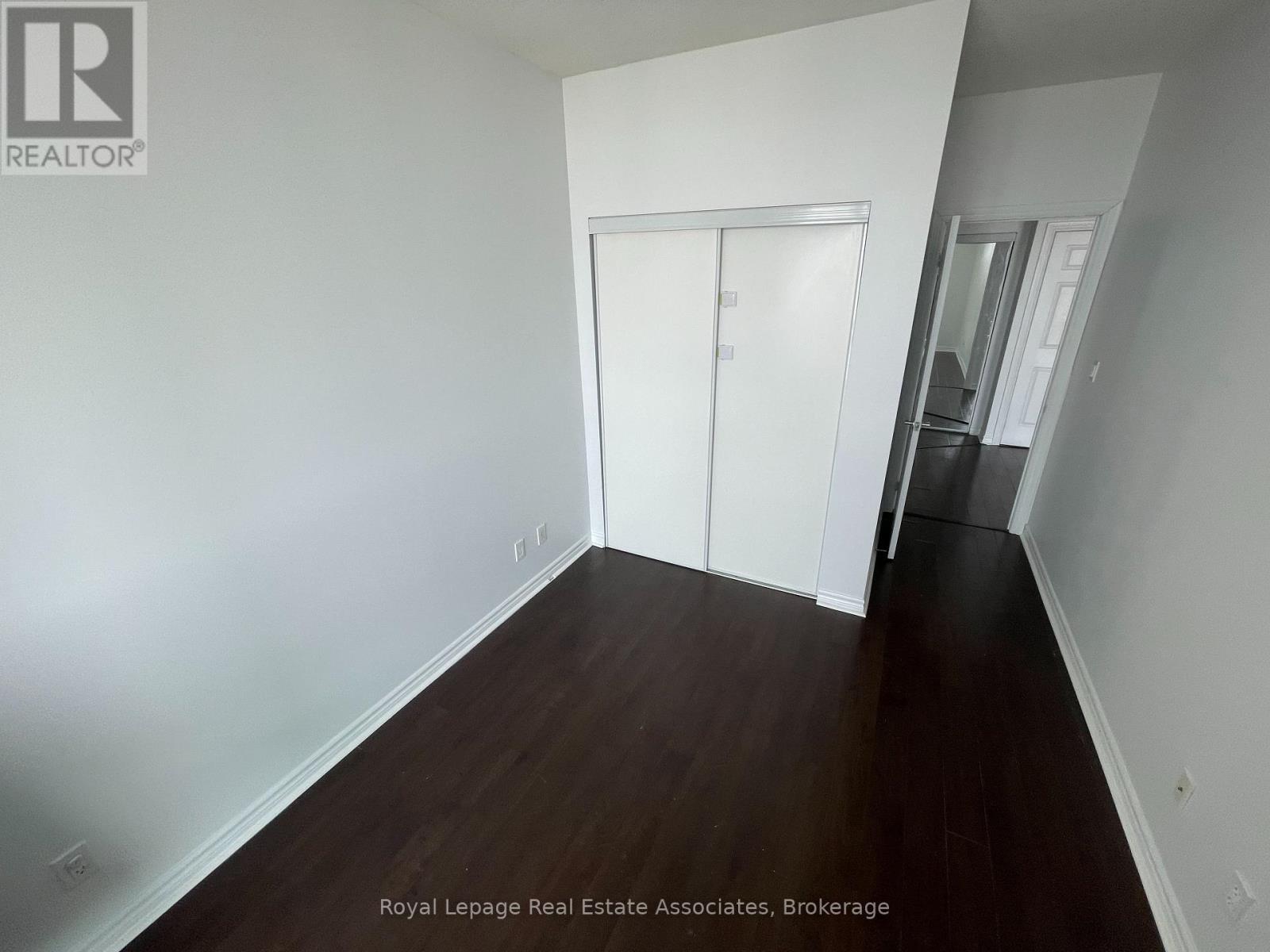 2510 - 3504 Hurontario Street, Mississauga, Ontario  L5B 0B9 - Photo 15 - W12780754