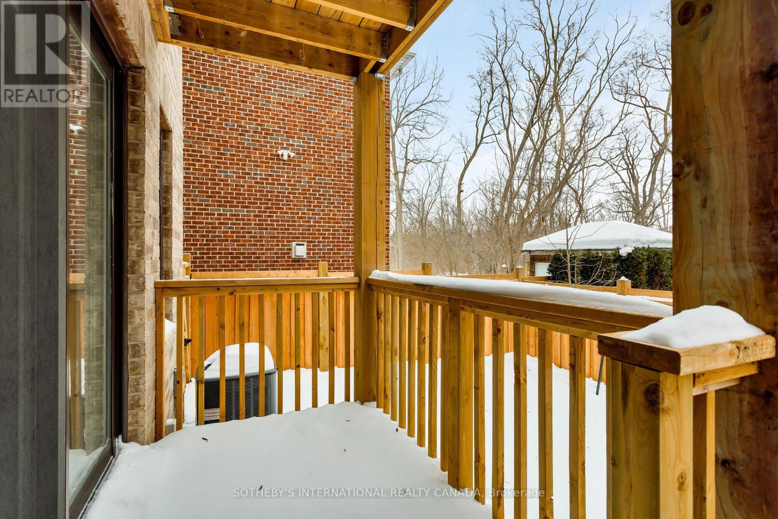 197 Wyndham Street, Mississauga, Ontario  L5M 2S5 - Photo 10 - W12780790