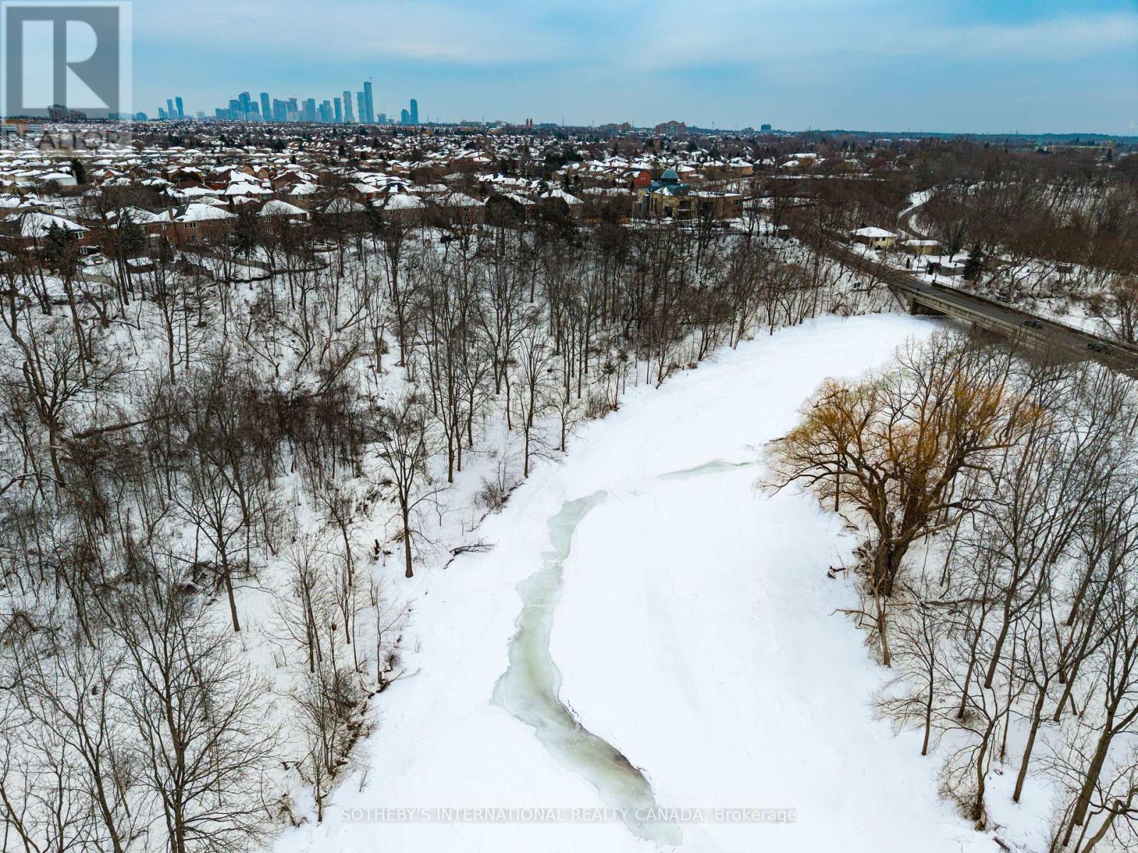 197 Wyndham Street, Mississauga, Ontario  L5M 2S5 - Photo 46 - W12780790