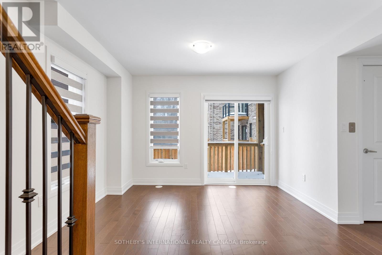 197 Wyndham Street, Mississauga, Ontario  L5M 2S5 - Photo 8 - W12780790