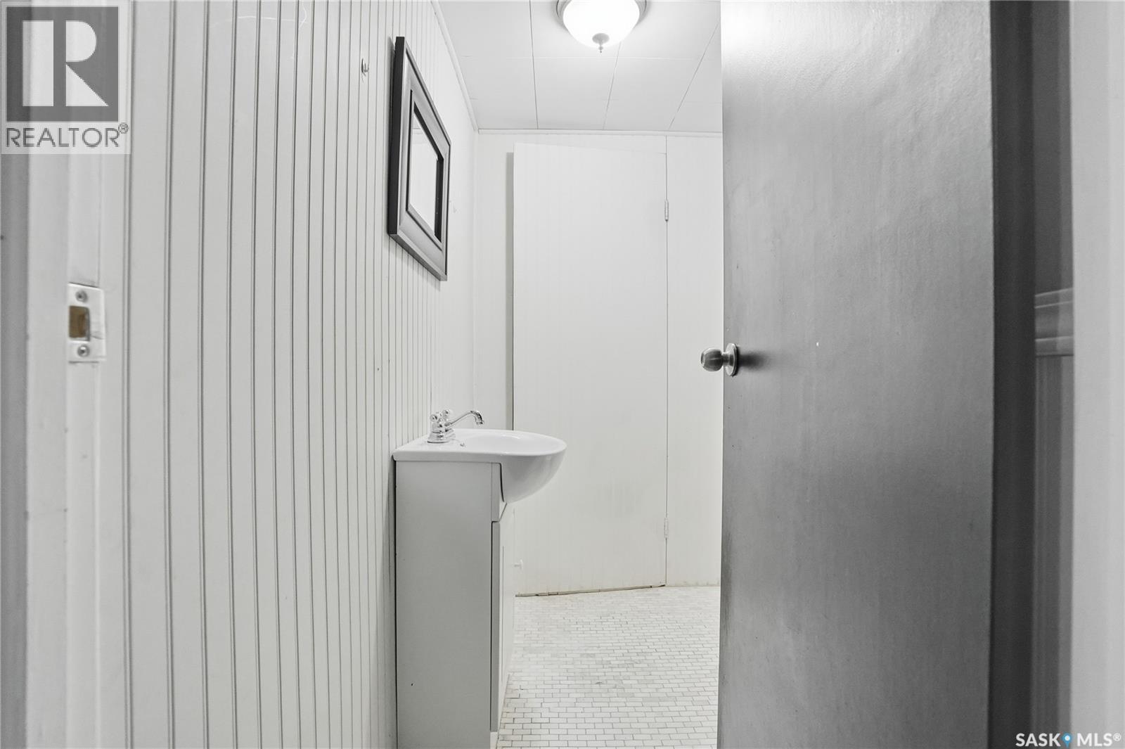 10 Connaught Place, Saskatoon, Saskatchewan  S7L 1C7 - Photo 35 - SK028400