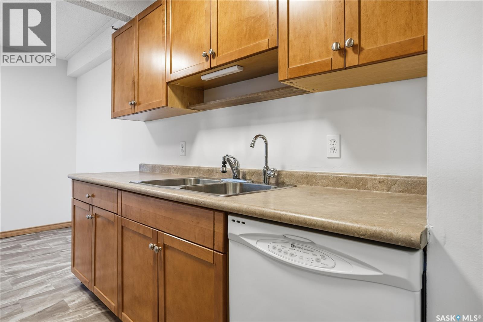 401 4045 Rae Street, Regina, Saskatchewan  S4S 6Y8 - Photo 6 - SK028292