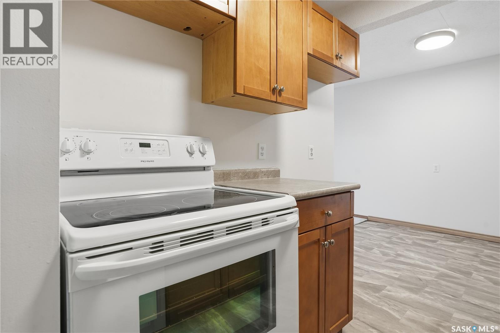 401 4045 Rae Street, Regina, Saskatchewan  S4S 6Y8 - Photo 7 - SK028292