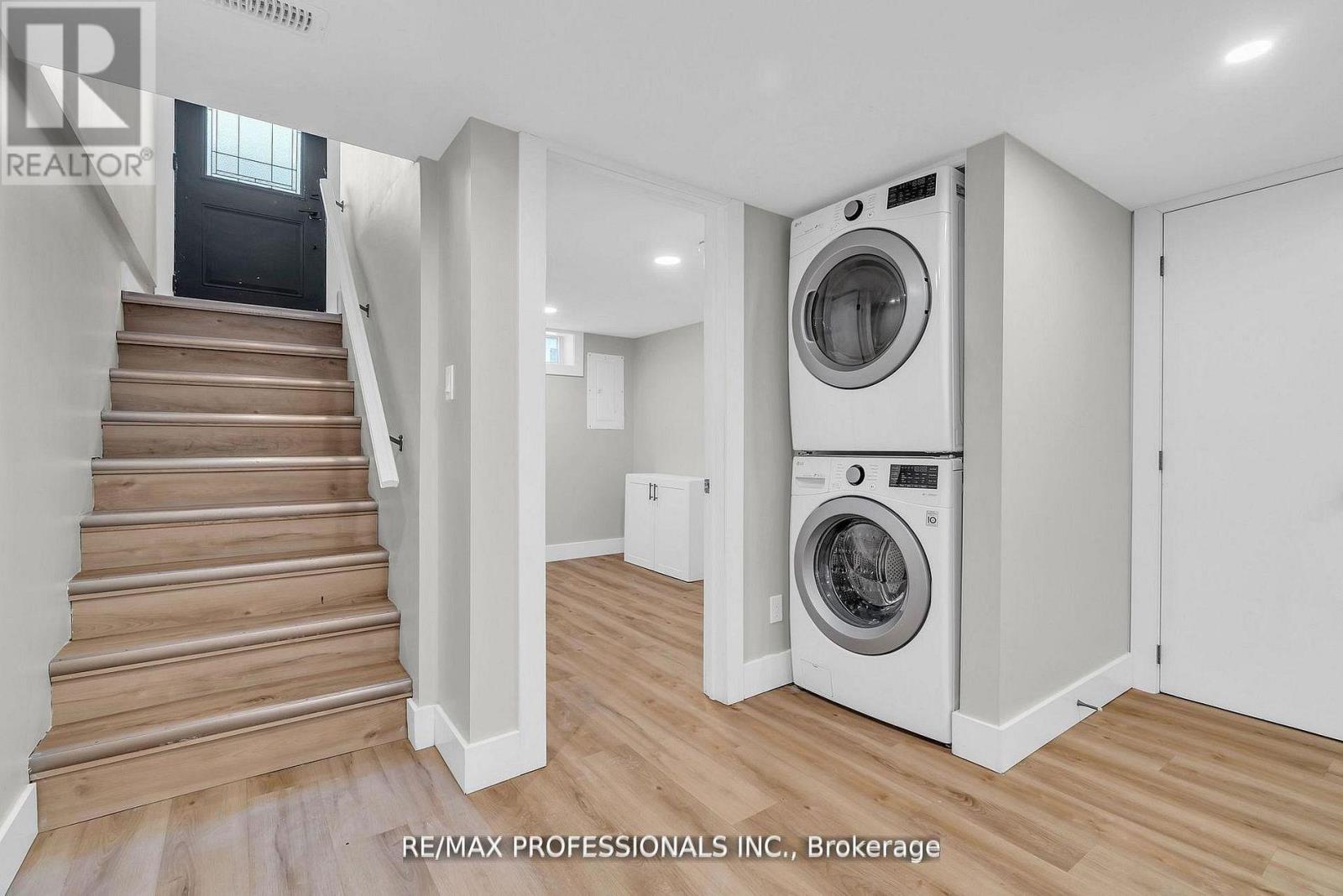 Lower - 139 Byron Avenue, Kitchener, Ontario  N2C 1Z7 - Photo 3 - X12780690