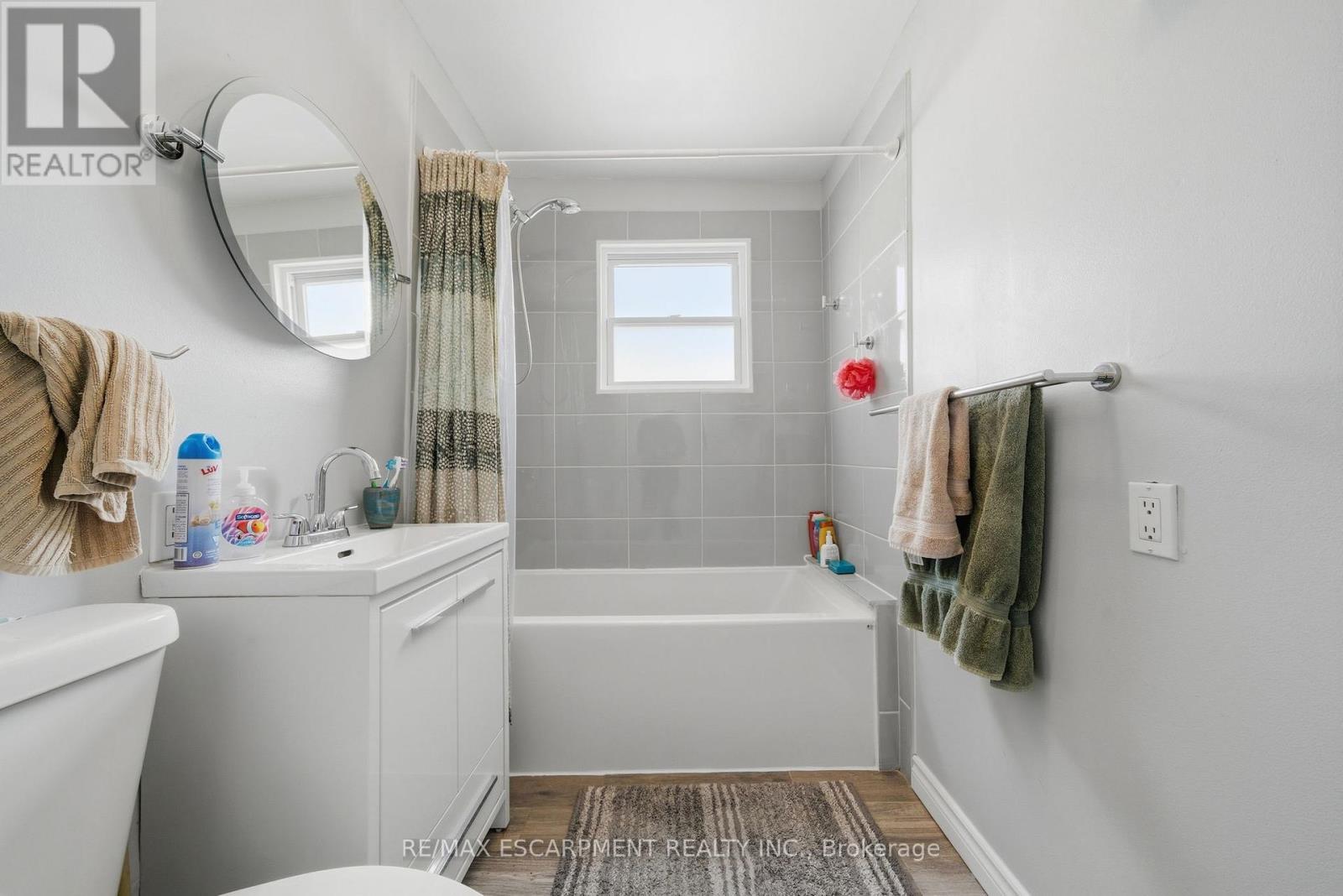 14 Newlands Avenue, Hamilton, Ontario  L8H 2T5 - Photo 16 - X12780878