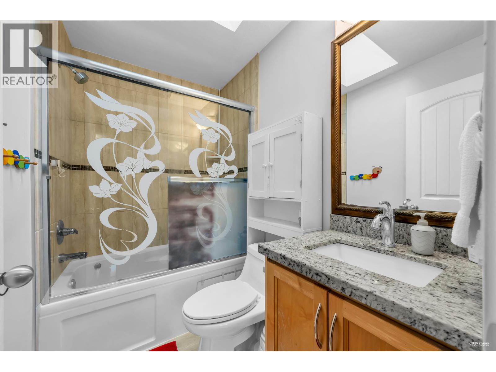 312 Strand Avenue, New Westminster, British Columbia  V3L 3J2 - Photo 17 - R3085352