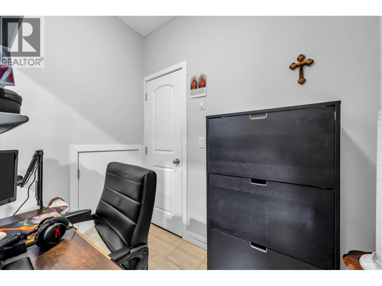 312 Strand Avenue, New Westminster, British Columbia  V3L 3J2 - Photo 7 - R3085352