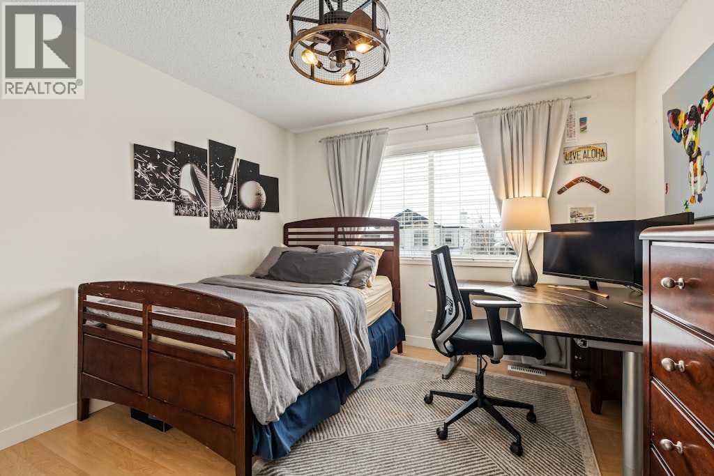 18 Simcoe Terrace Sw, Calgary, Alberta  T3H 4S6 - Photo 27 - A2282856