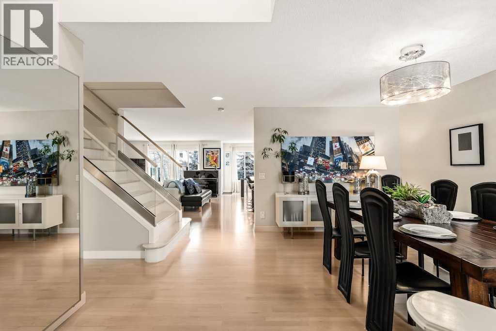 18 Simcoe Terrace Sw, Calgary, Alberta  T3H 4S6 - Photo 3 - A2282856