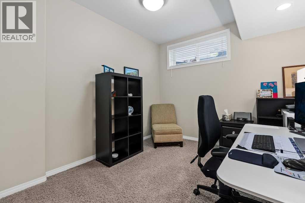 18 Simcoe Terrace Sw, Calgary, Alberta  T3H 4S6 - Photo 33 - A2282856